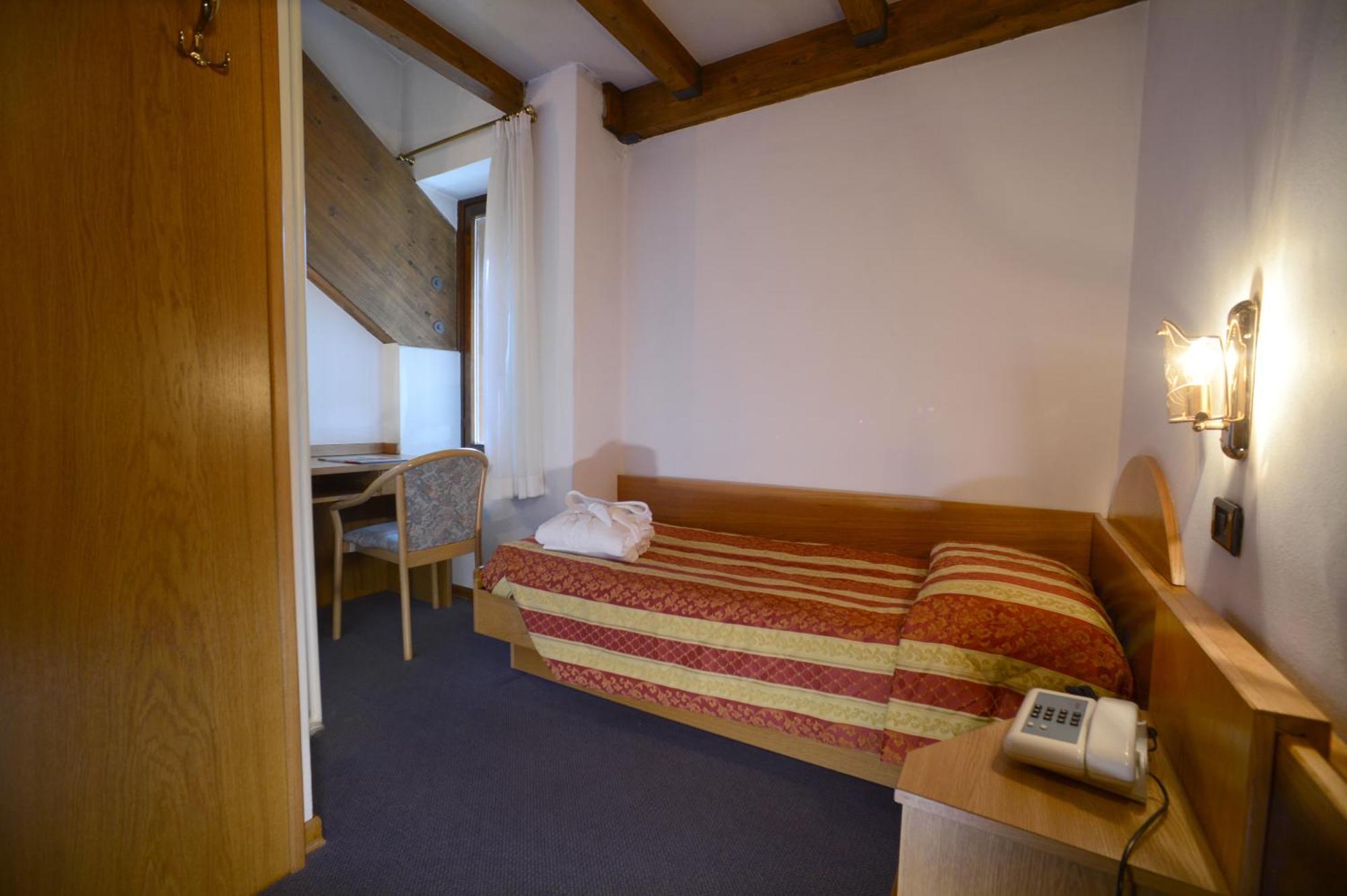 Hotel Margherita 산마르티노디카스트로차 객실 사진